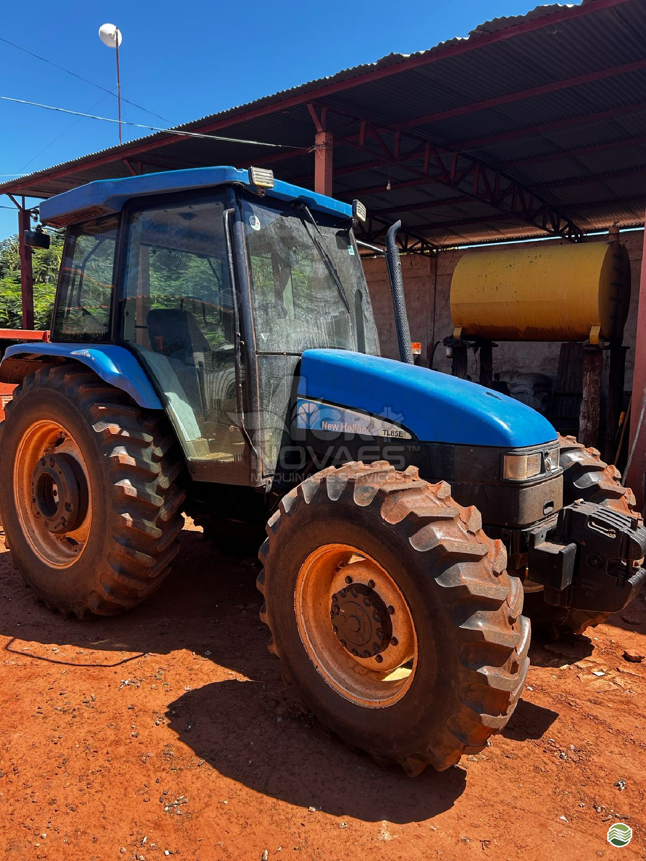 TRATOR NEW HOLLAND NEW TL 85 Tração 4x4 Agro Novaes Máquinas Agrícolas FERNANDOPOLIS SÃO PAULO SP